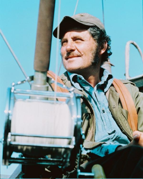 Review: Quint's harpoon gun from JAWS — The Daily Jaws